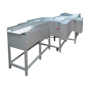 Конвейер транспортировки кондитерских изделий к упаковочной машине 900 мм